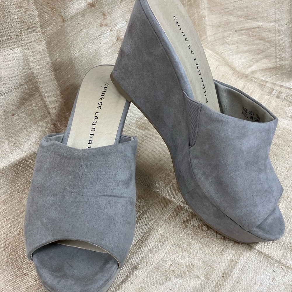 Chinese Laundry Suede Taupe Wedges